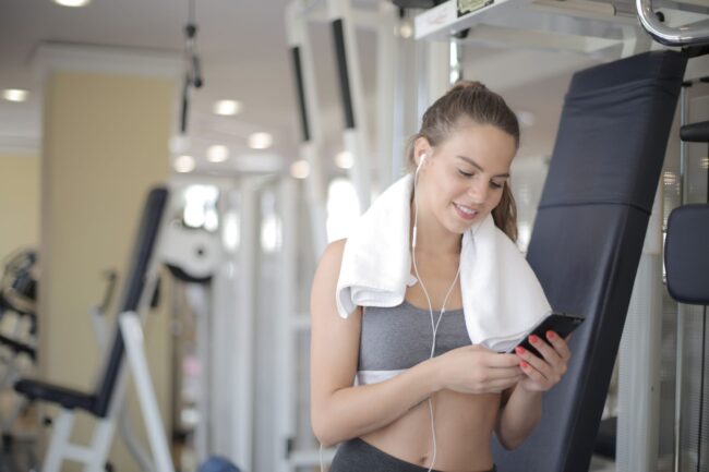 Hevy vs BurnFit: Which Workout Tracking App Fits the Way You Train?