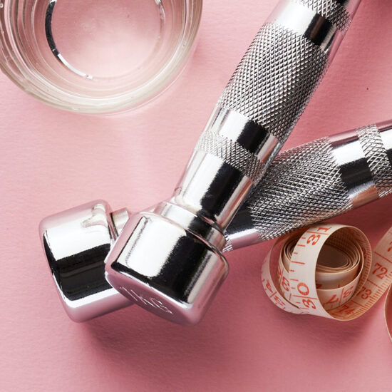 初心者におすすめの全身を鍛える筋トレメニュー5種目【女性編】